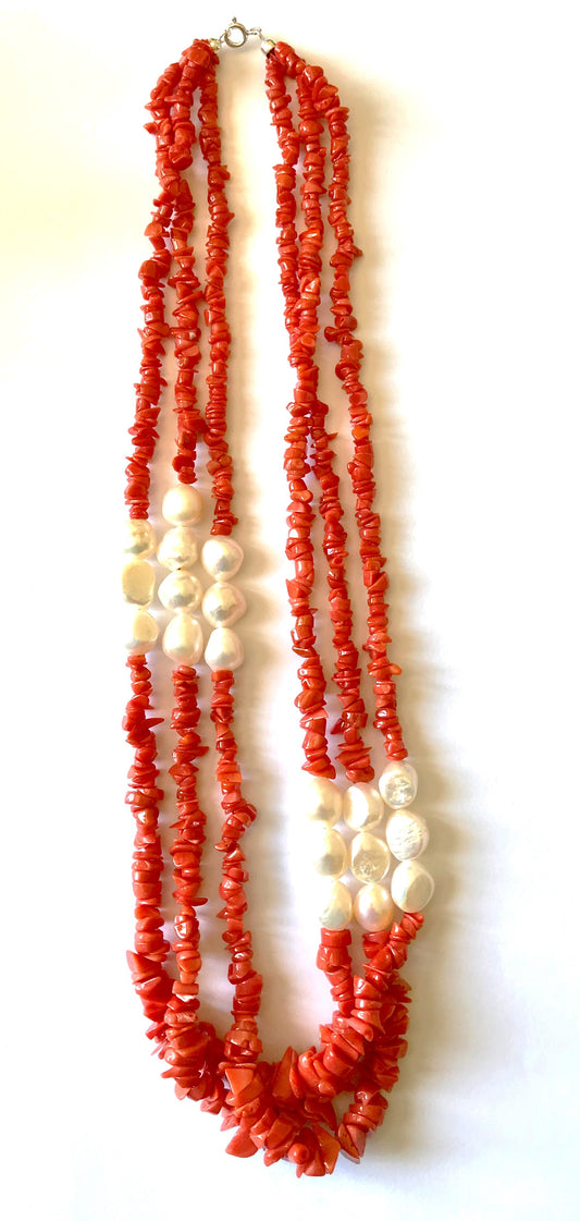 Collier en Corail - 3 rangées morceaux et perles